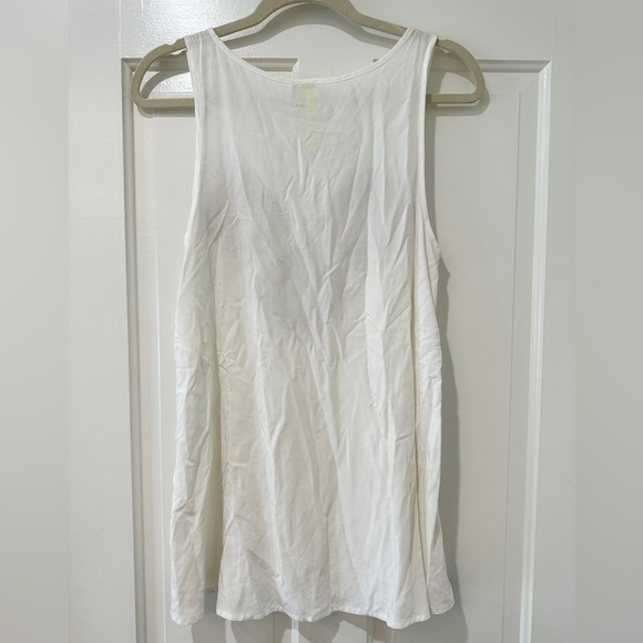 Green Dragon white long rayon blouse top with embroidery and tassels gold - Picture 12 of 13